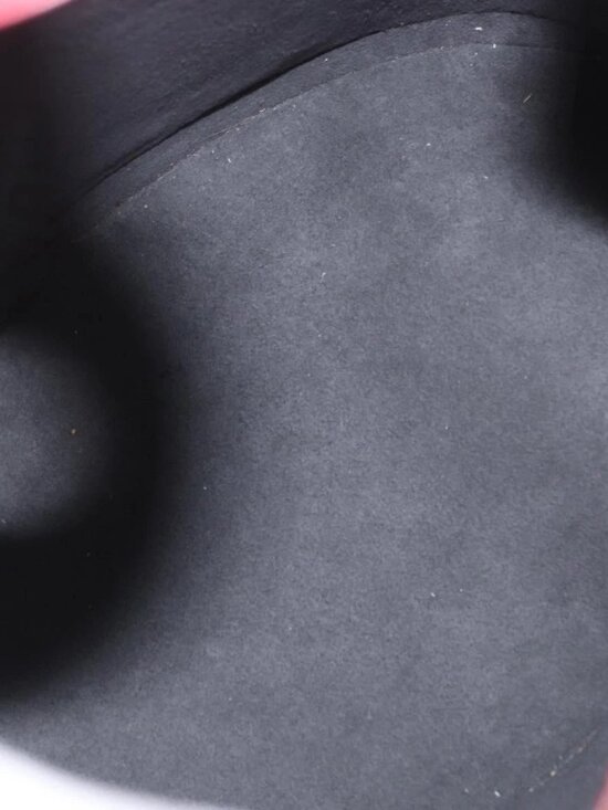 LOUIS VUITTON Epi Cluny Shoulder Bag Red M52257 LV Auth ka3024 - Picture 11 of 16